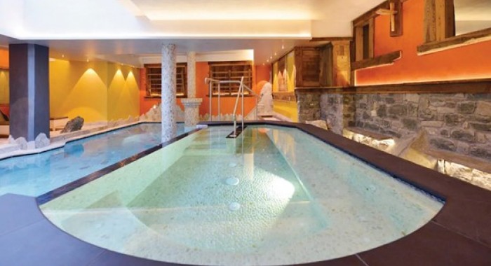 Hotel Bucaneve, Cervinia ski chalet, image 6
